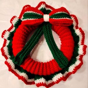 Crochet Christmas Wreath